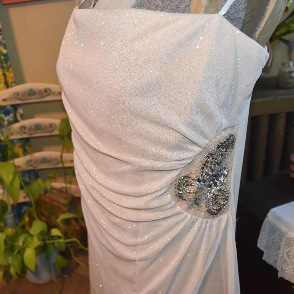 Y2K deb Formal Strapless Hi-Low Dress Metallic Beaded Champagne Size XL